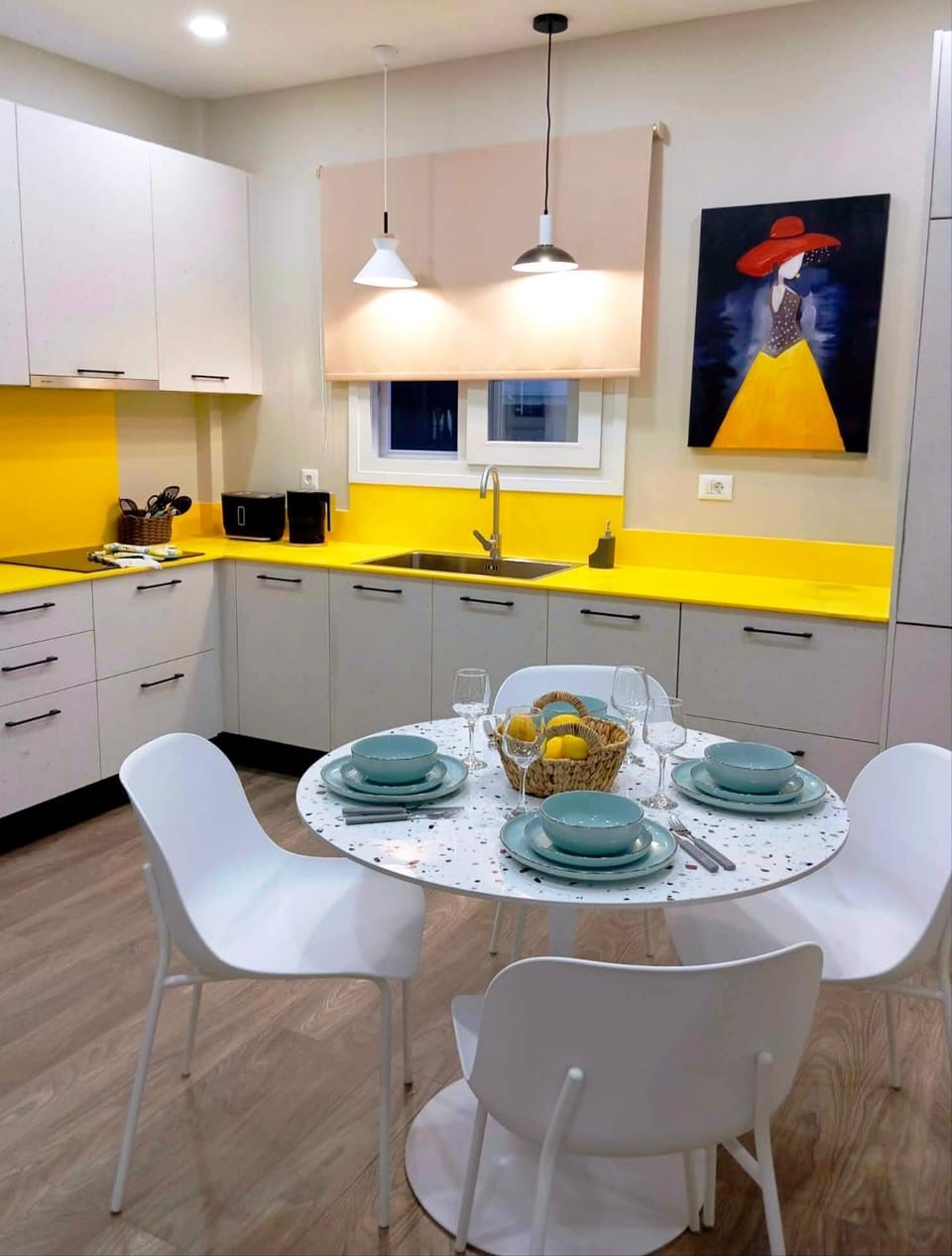 Kitchen or kitchenette