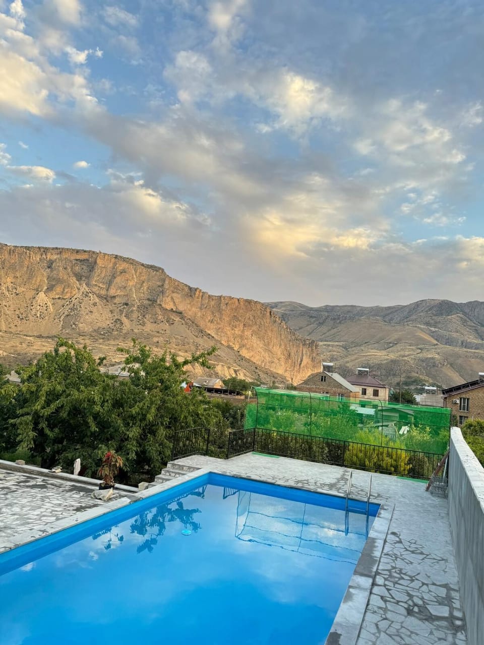 Rockside House Areni House in Armenia