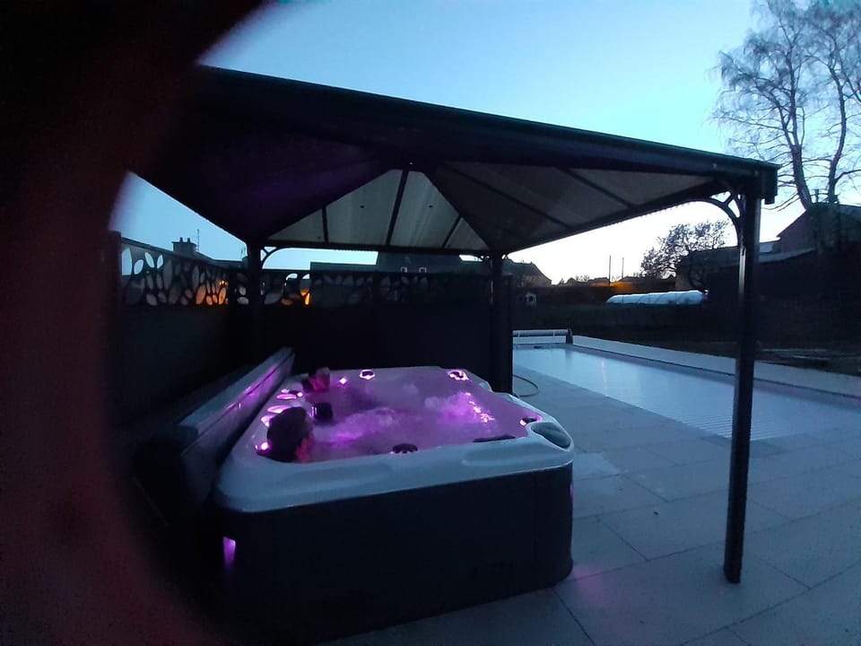 Hot Tub