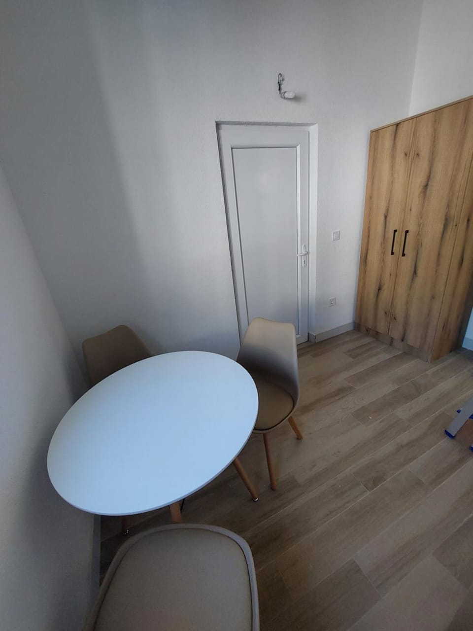 Dining area, wardrobe