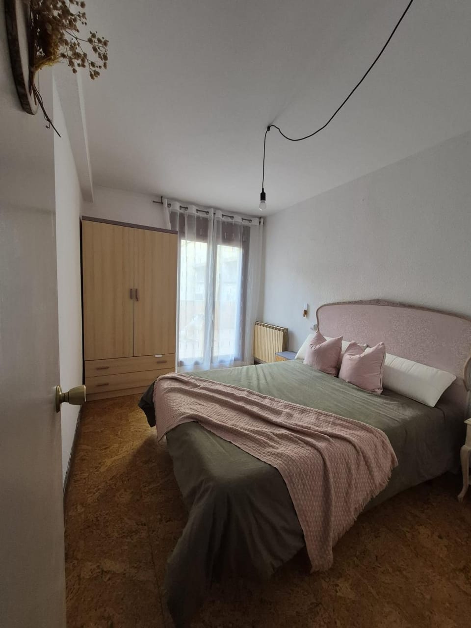 Bed, Balcony/Terrace, Bedroom, heating