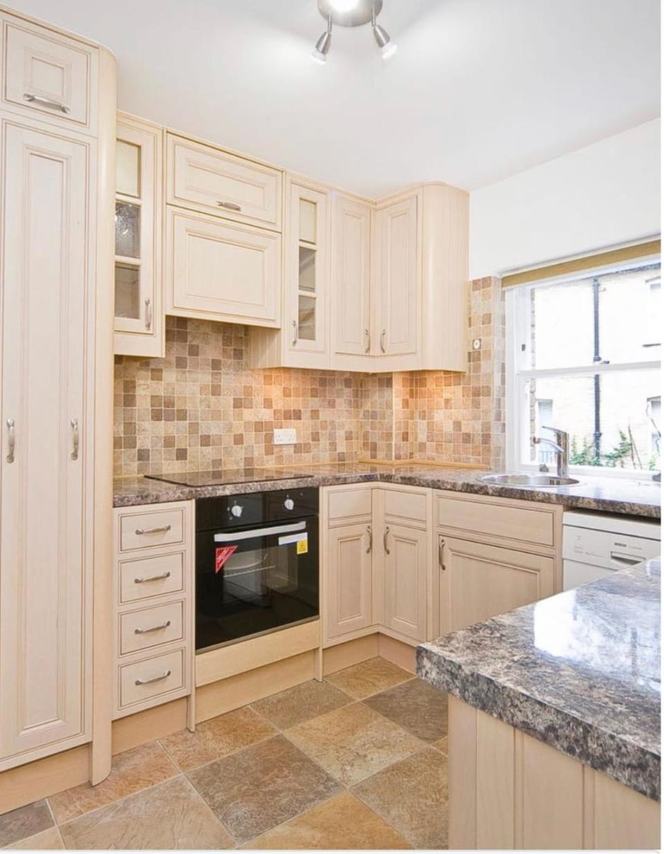 Central London Close To Kings Cross Apartment in London Borough of Islington