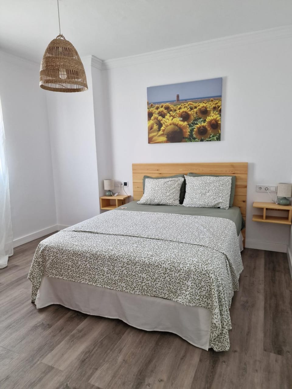 Bed, Photo of the whole room, Beach, Bedroom, wardrobe, air conditioner