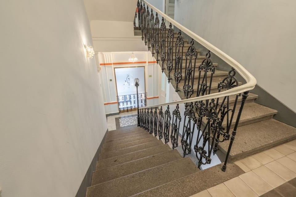 2BR APT with Park & Museum View - Prague 1 - Elevator - Self Check-In Apartment in Prague