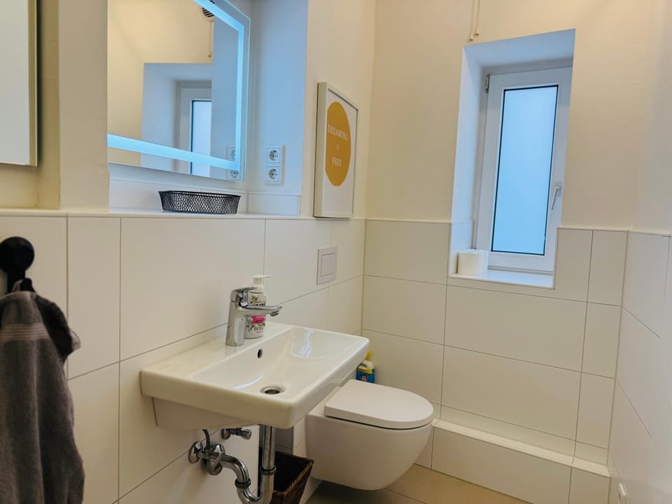 Modernes und großzügiges City-Apartment 66 qm - zentral und zum Wohlfühlen - Easy Stay Wuppertal Apartment in Wuppertal