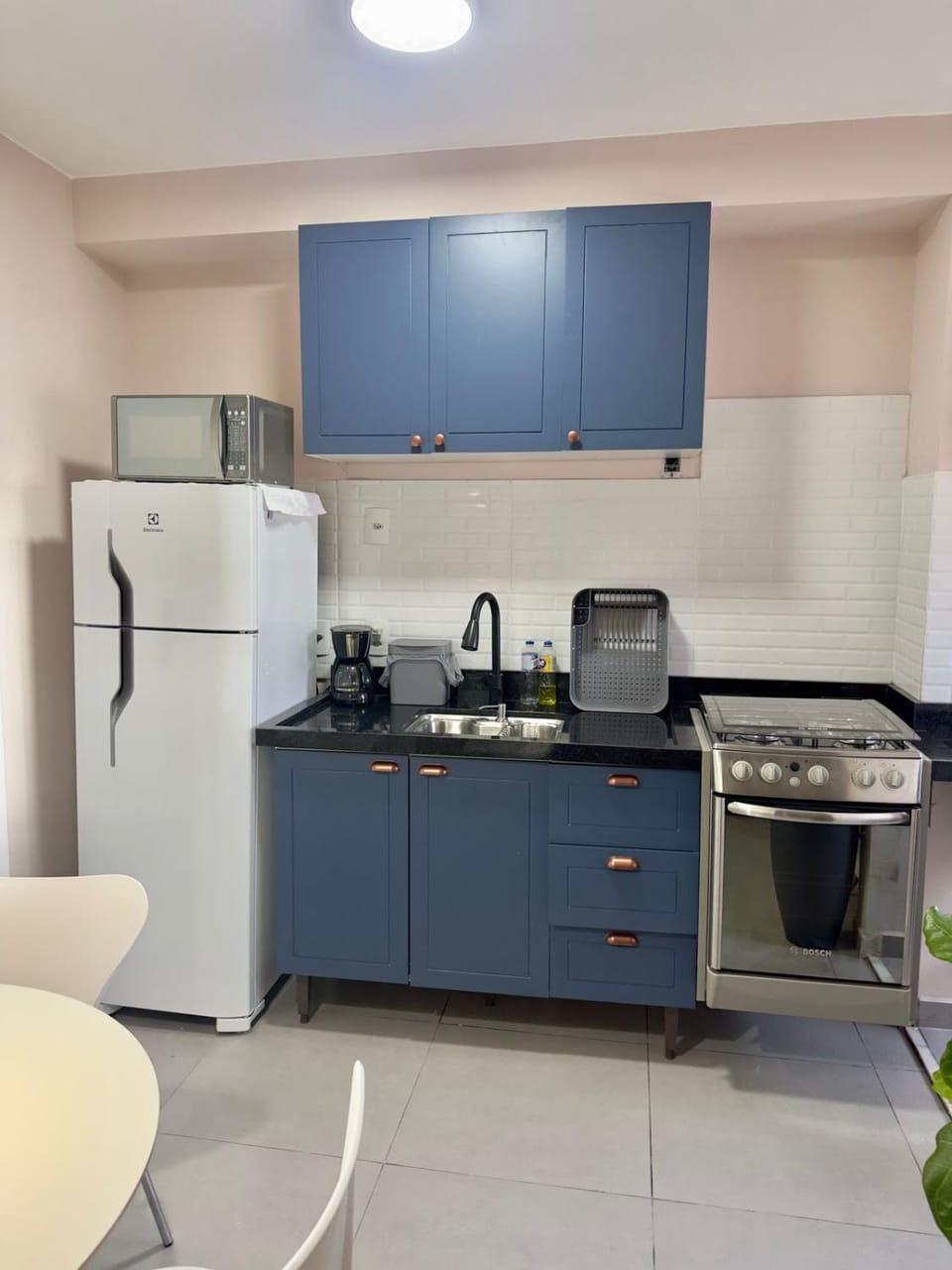 Coffee/tea facilities, Kitchen or kitchenette, oven, pet friendly, toaster