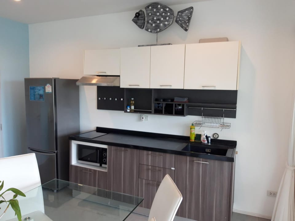 Kitchen or kitchenette, Kitchen or kitchenette