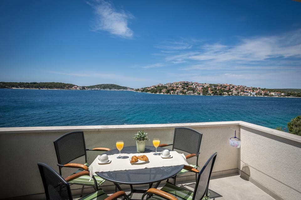 Day, Balcony/Terrace, Food, Sea view