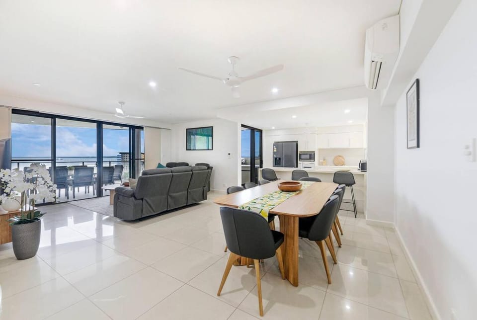 Other, Dining area