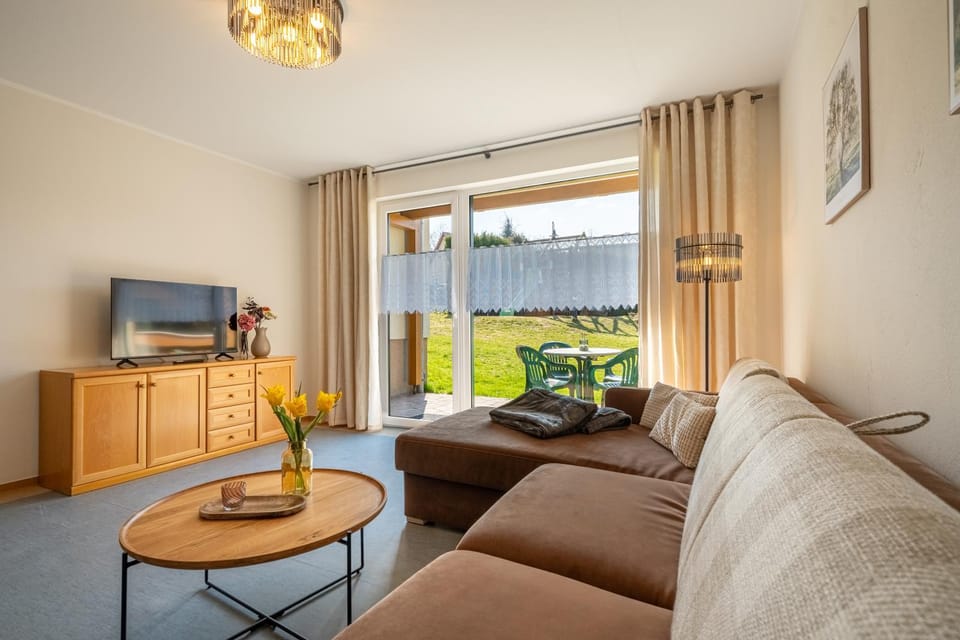 Living room, Photo of the whole room