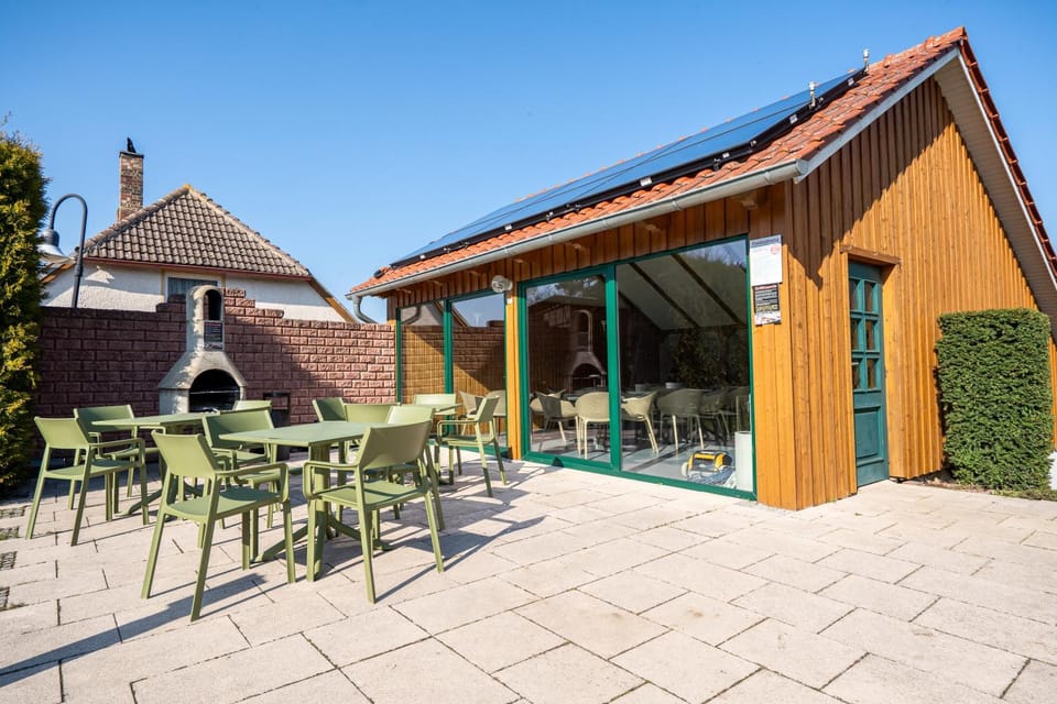 BBQ facilities, Swimming pool, Swimming pool
