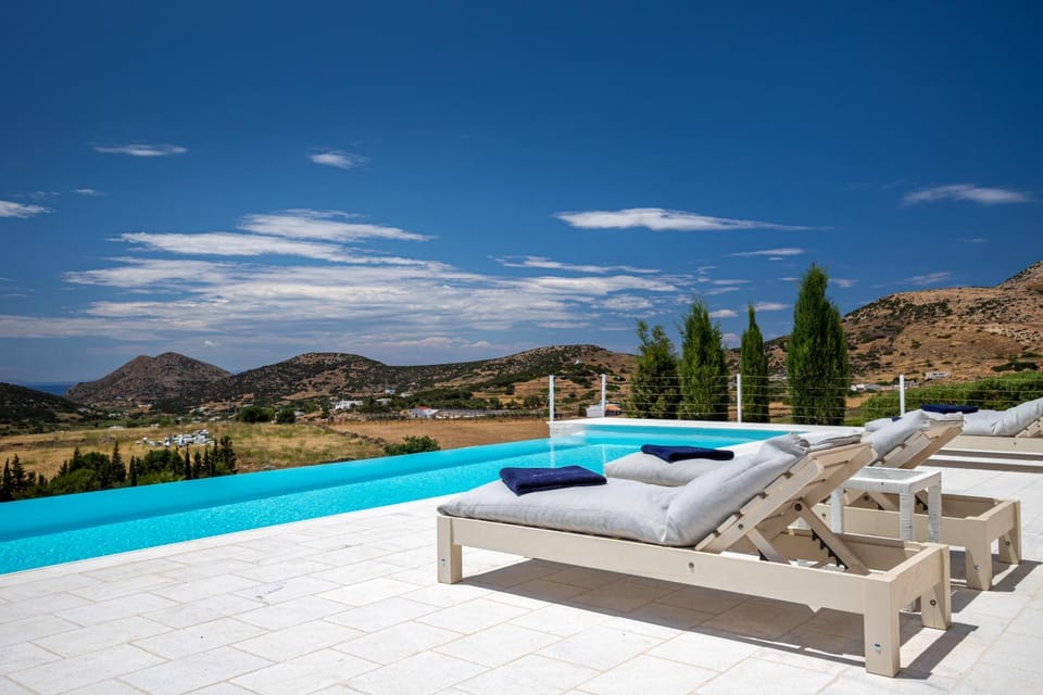 Garden, Landmark view, Swimming pool