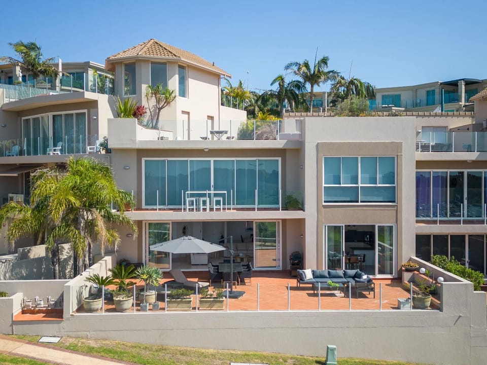 Sea Soul by Coast Hosting Apartment in Terrigal