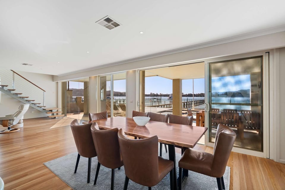 Serene By Coast Hosting House in Central Coast