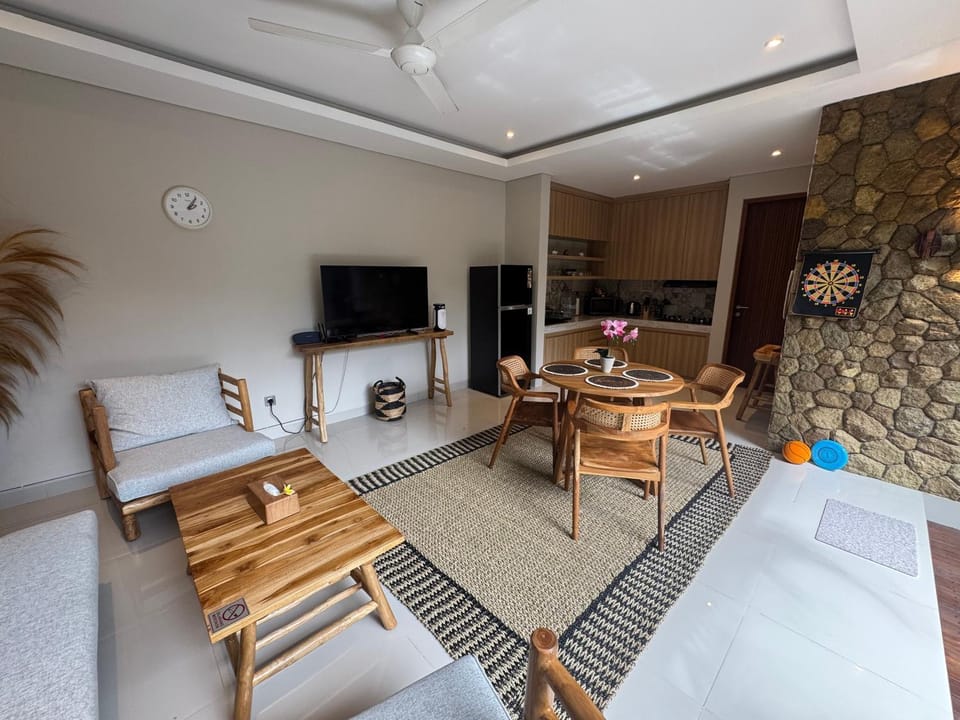 Living room, kitchen