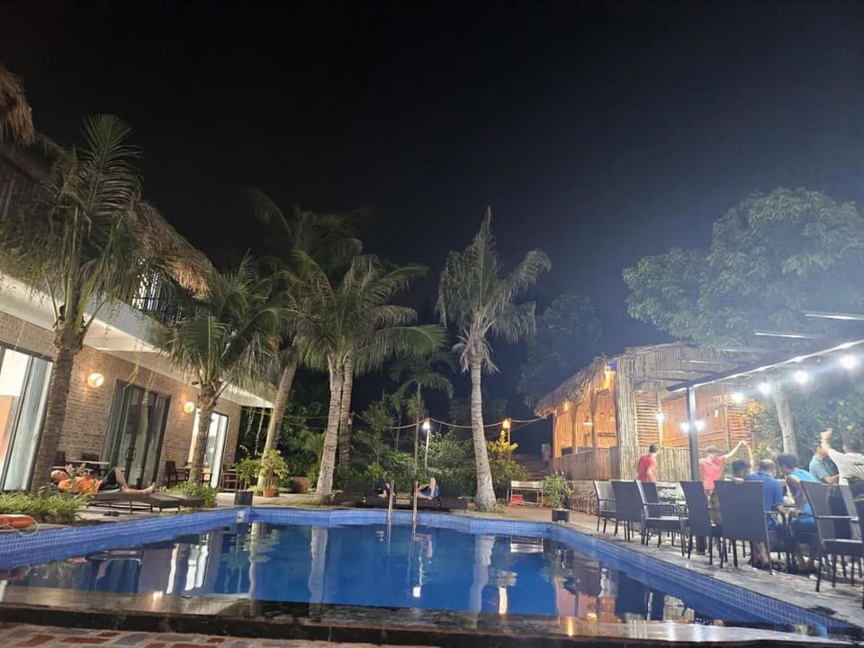 Patio, Swimming pool