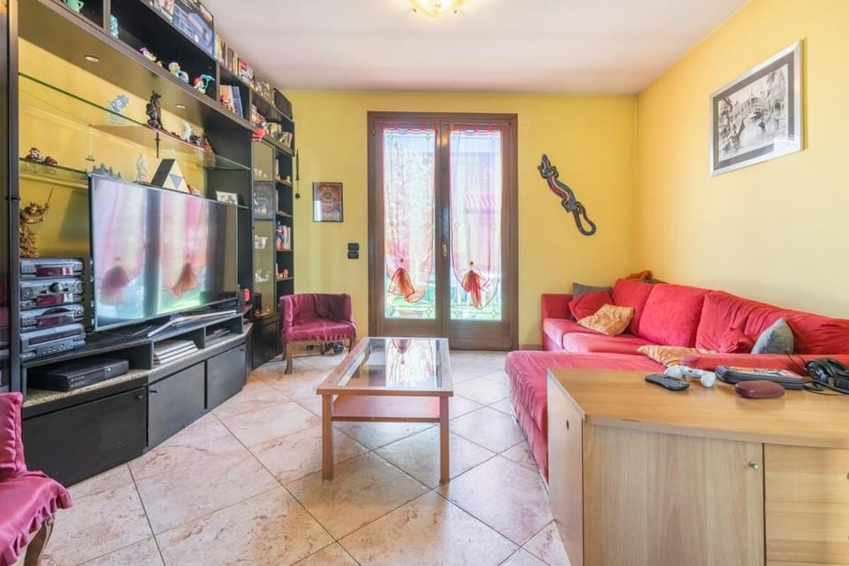 Communal lounge/ TV room, Communal lounge/ TV room, TV and multimedia, Living room