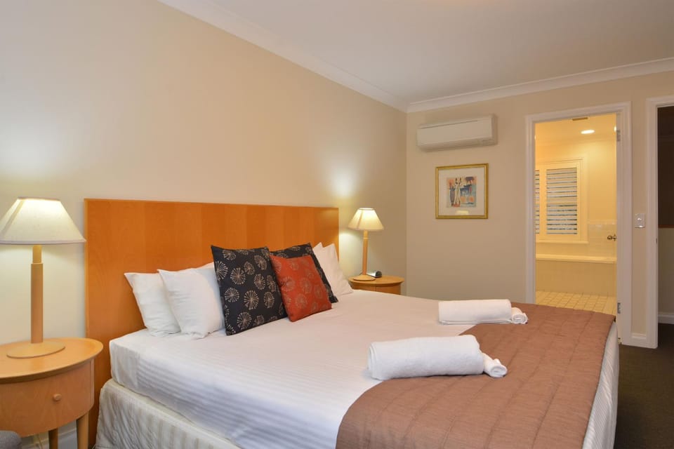 Villa 3br Chambourcin Villa located within Cypress Lakes Resort Villa in New South Wales