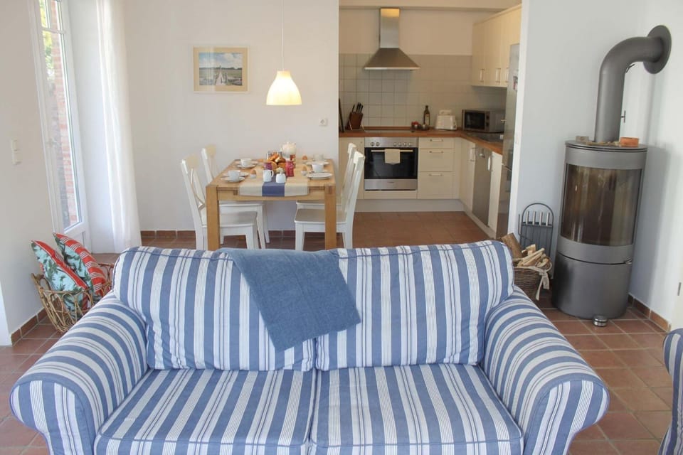 Haus-Badallee-Whg-01-Frohsinn Apartment in Sankt Peter-Ording