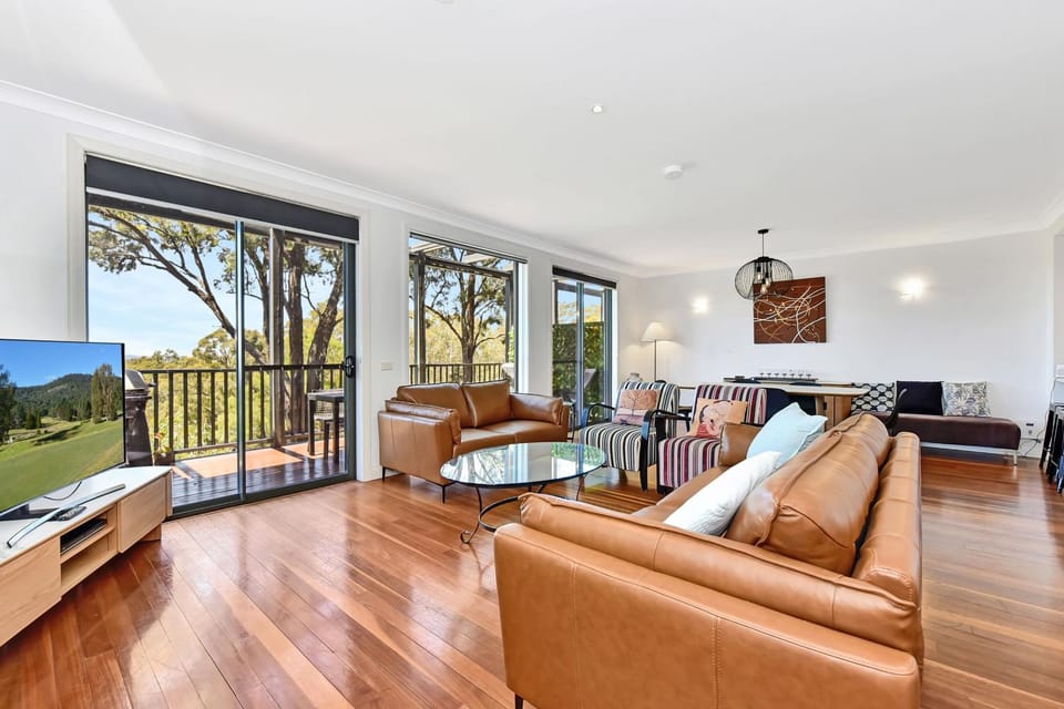 Villa 3br Tranquility Villa located within Cypress Lakes Resort Villa in New South Wales