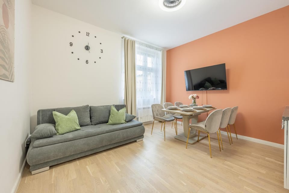 2BR Apartment - Prague 1 - Elevator - Self Check-in Apartment in Prague