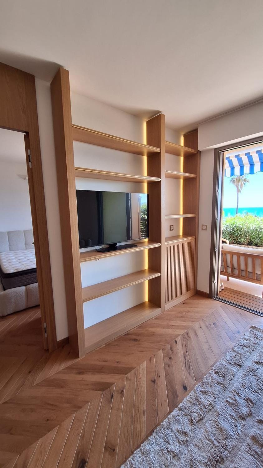 Appartement design 1ère ligne avec vue panoramique sur la mer Apartment in Cannes