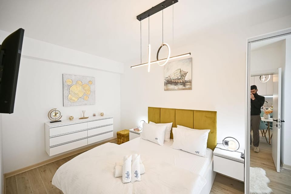 Sealand Apartment in Infinity Pool Spa Resort-parking Apartment in Constanța County