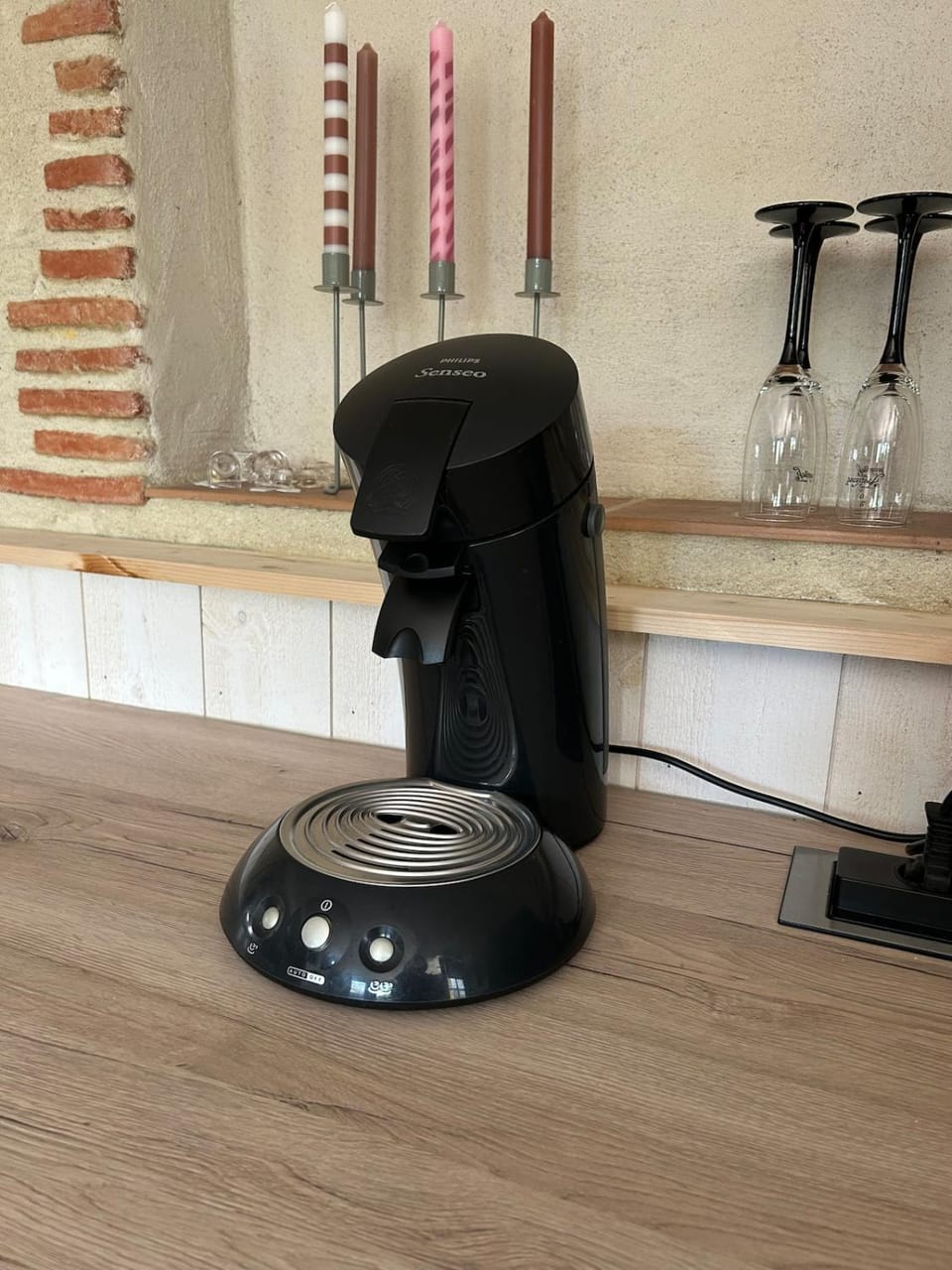 Coffee/tea facilities, toaster