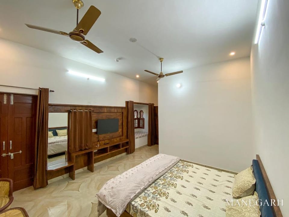 MANUGARH The heritage Palace Hotel in Rajasthan