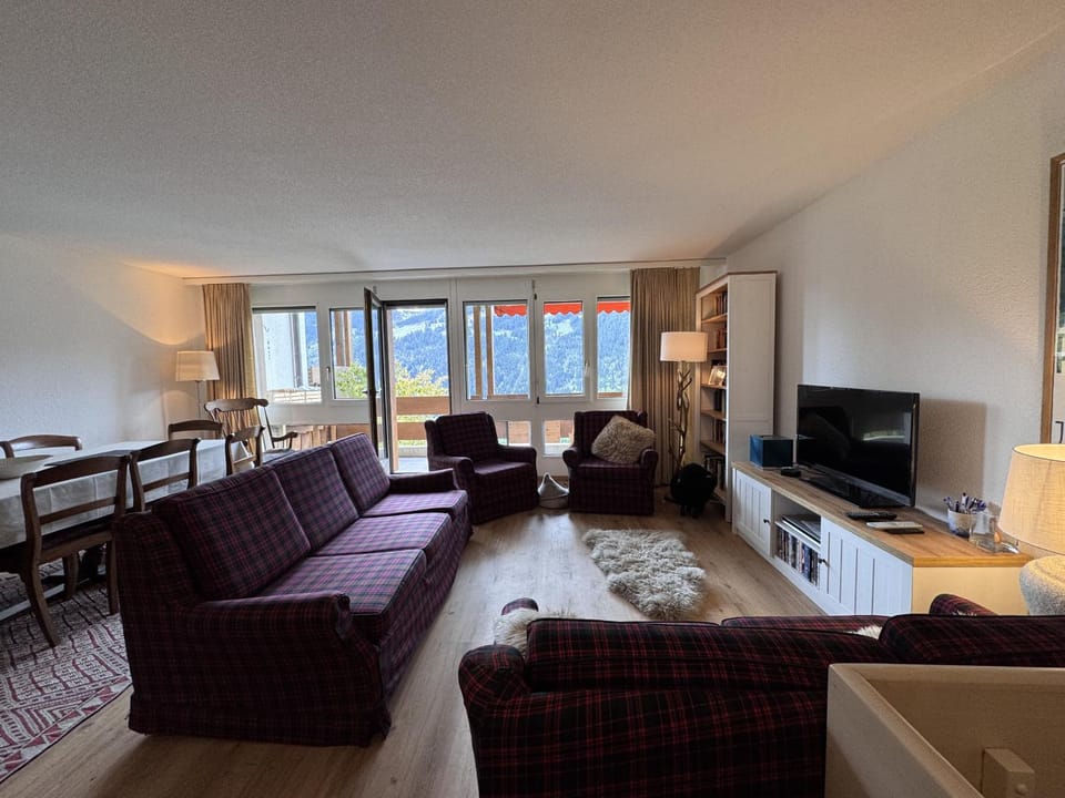 Communal lounge/ TV room, Living room