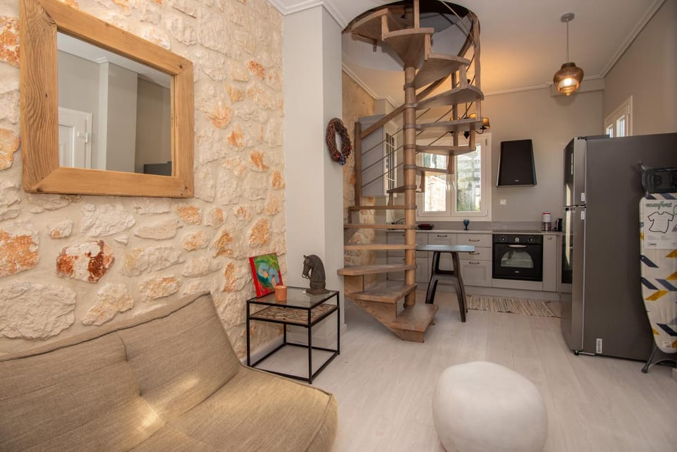 Kitchen or kitchenette, Living room, oven, stove