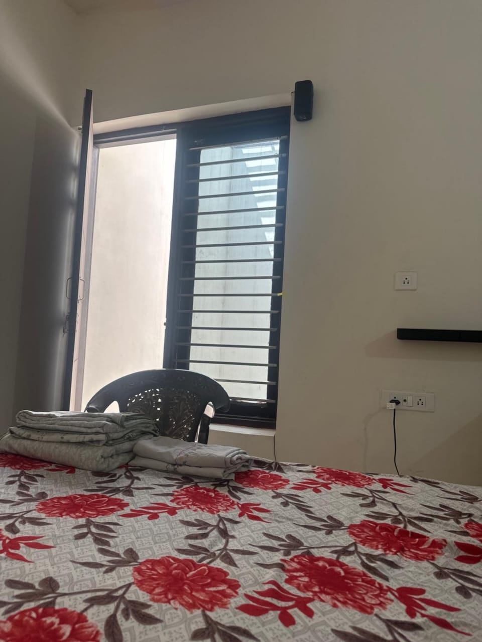 Mension Hotel in Maharashtra