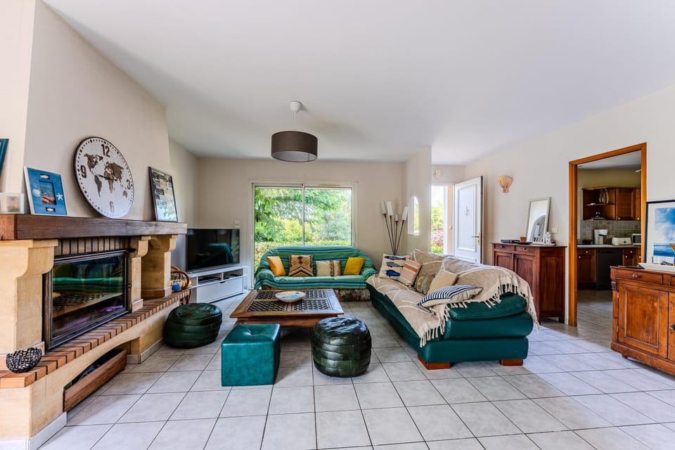Property building, Living room