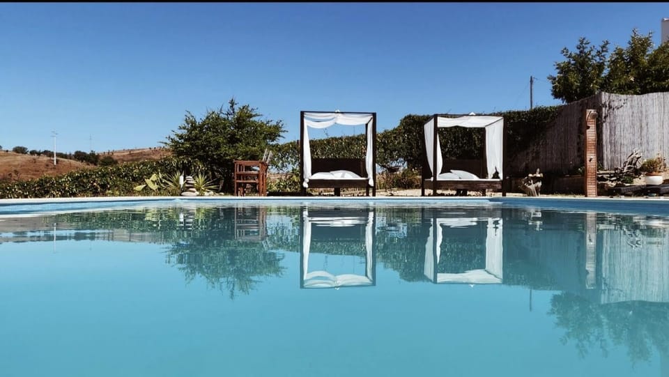 Mountain view, Swimming pool
