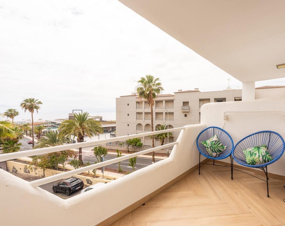 Patio, Day, View (from property/room), Balcony/Terrace