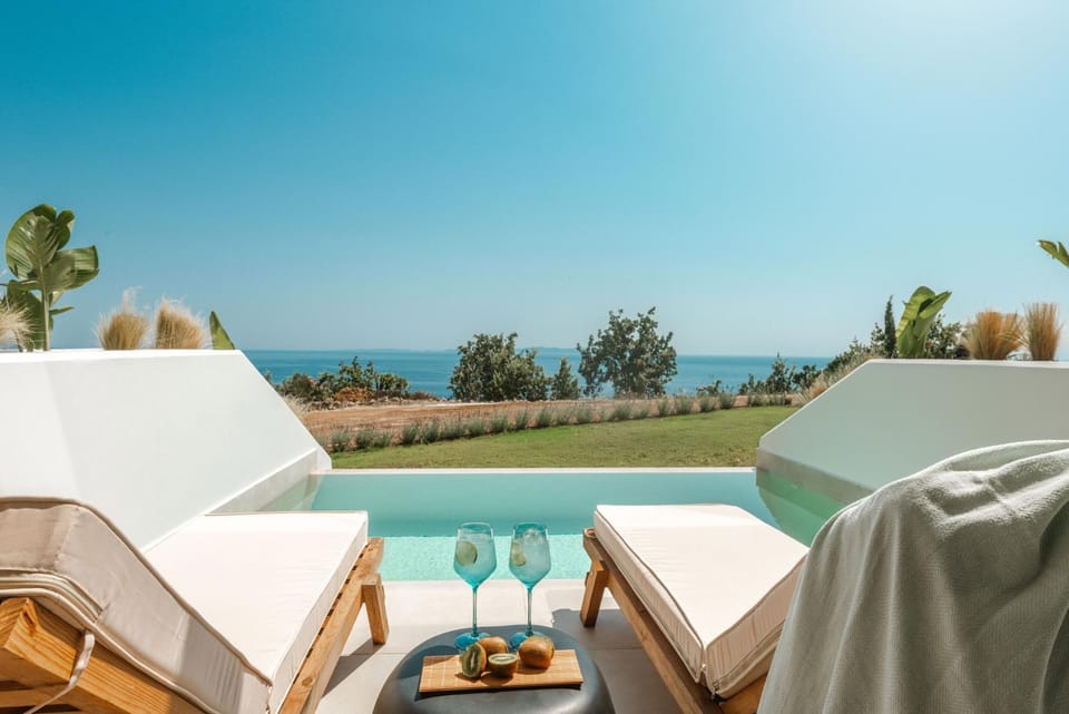 Sea view, Swimming pool