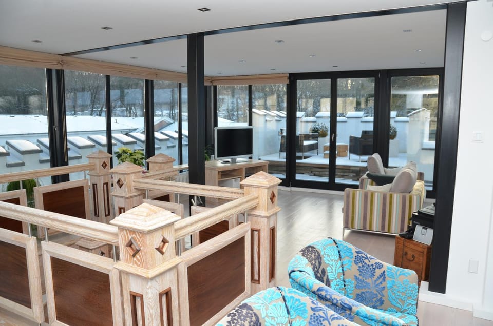 Living room, Photo of the whole room, Seating area