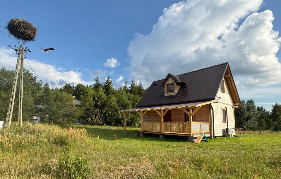Property building, Day, Natural landscape, Garden, Garden view