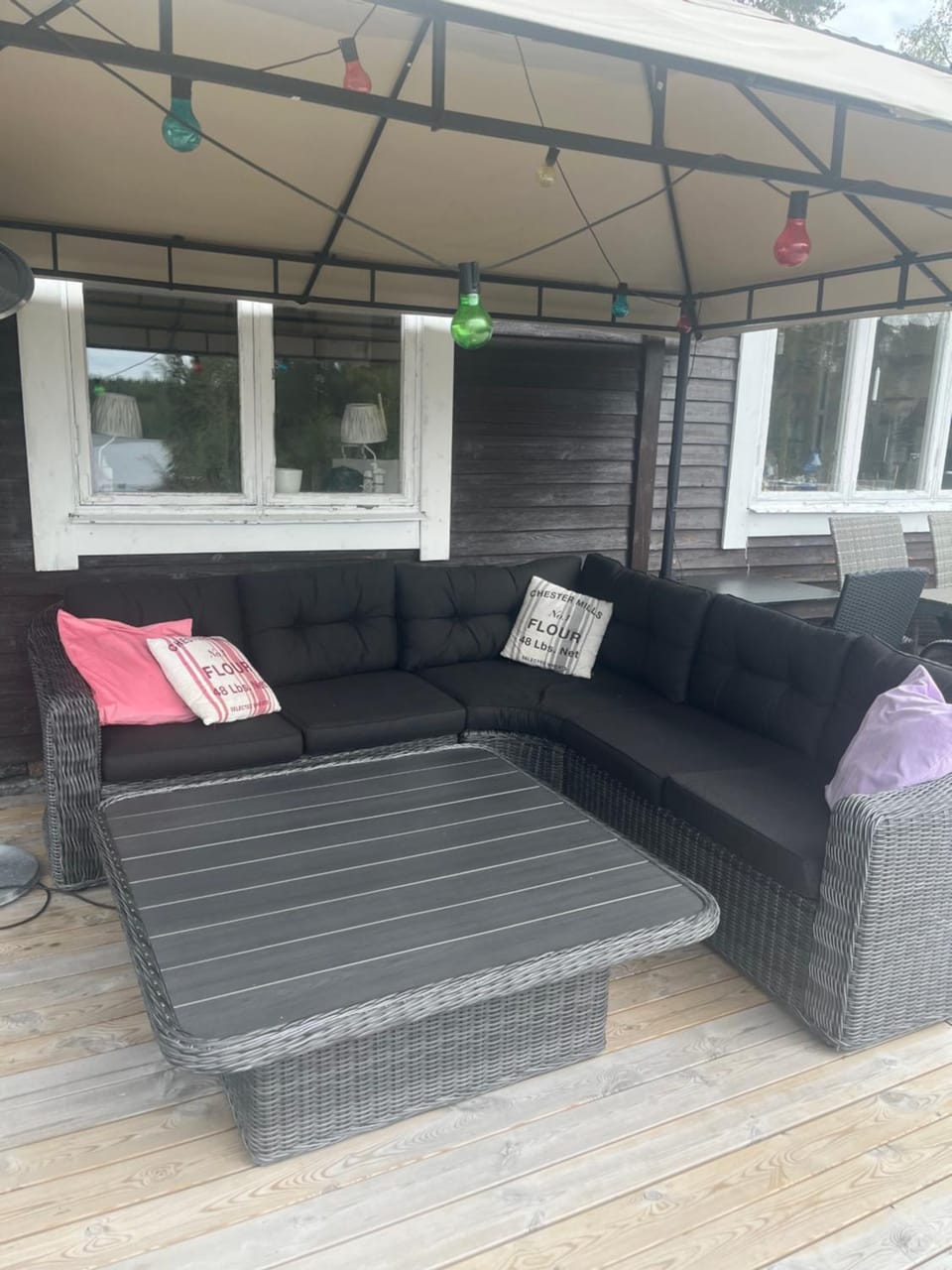 Patio, Seating area