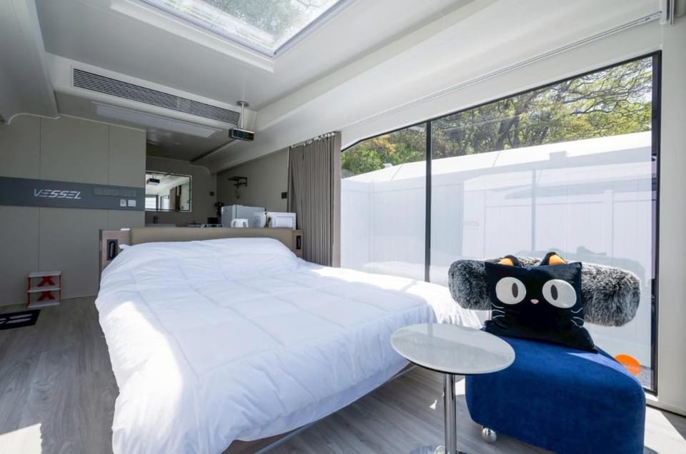 Bed, Photo of the whole room, Bedroom
