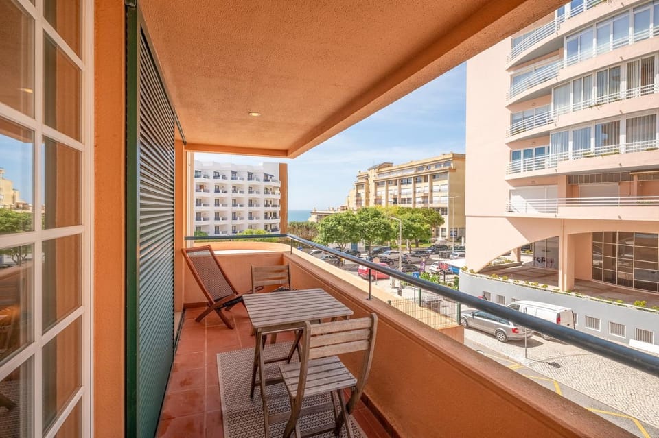GuestReady - Sunny retreat near Boca do Inferno Apartment in Cascais