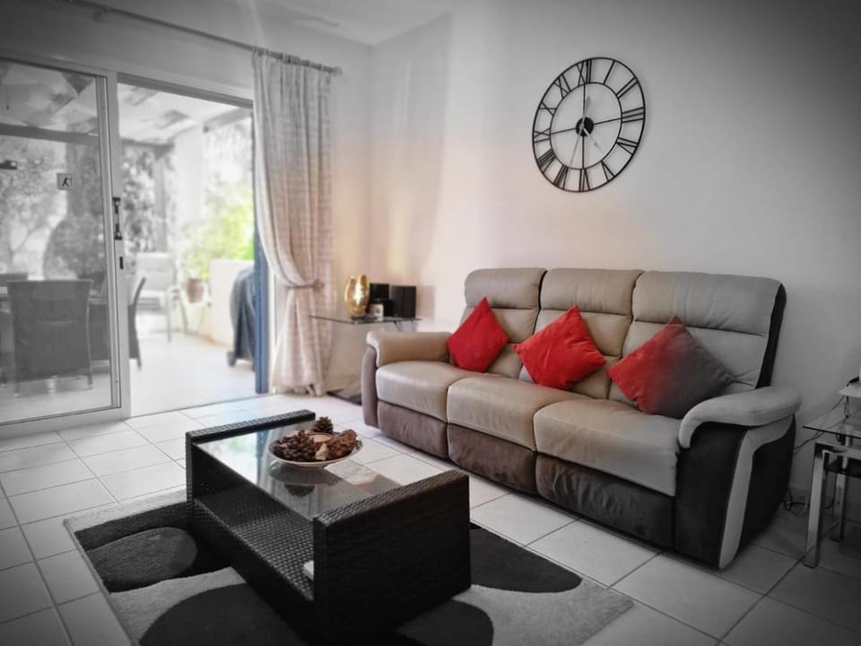 Genista Peyia - Irini Gardens Apartment in Peyia