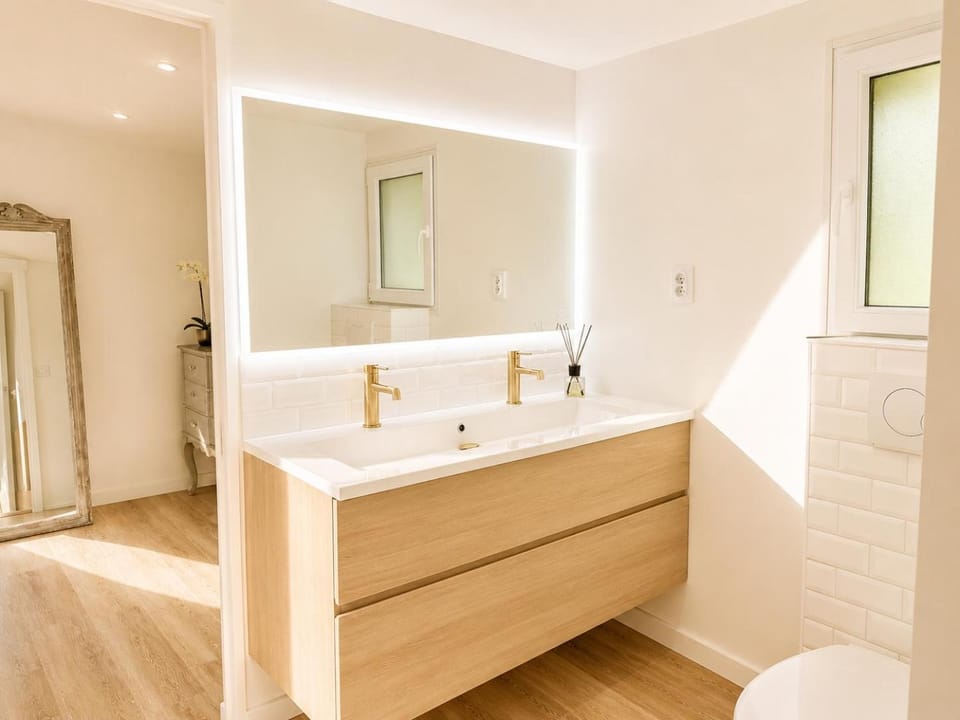 Toilet, Bathroom