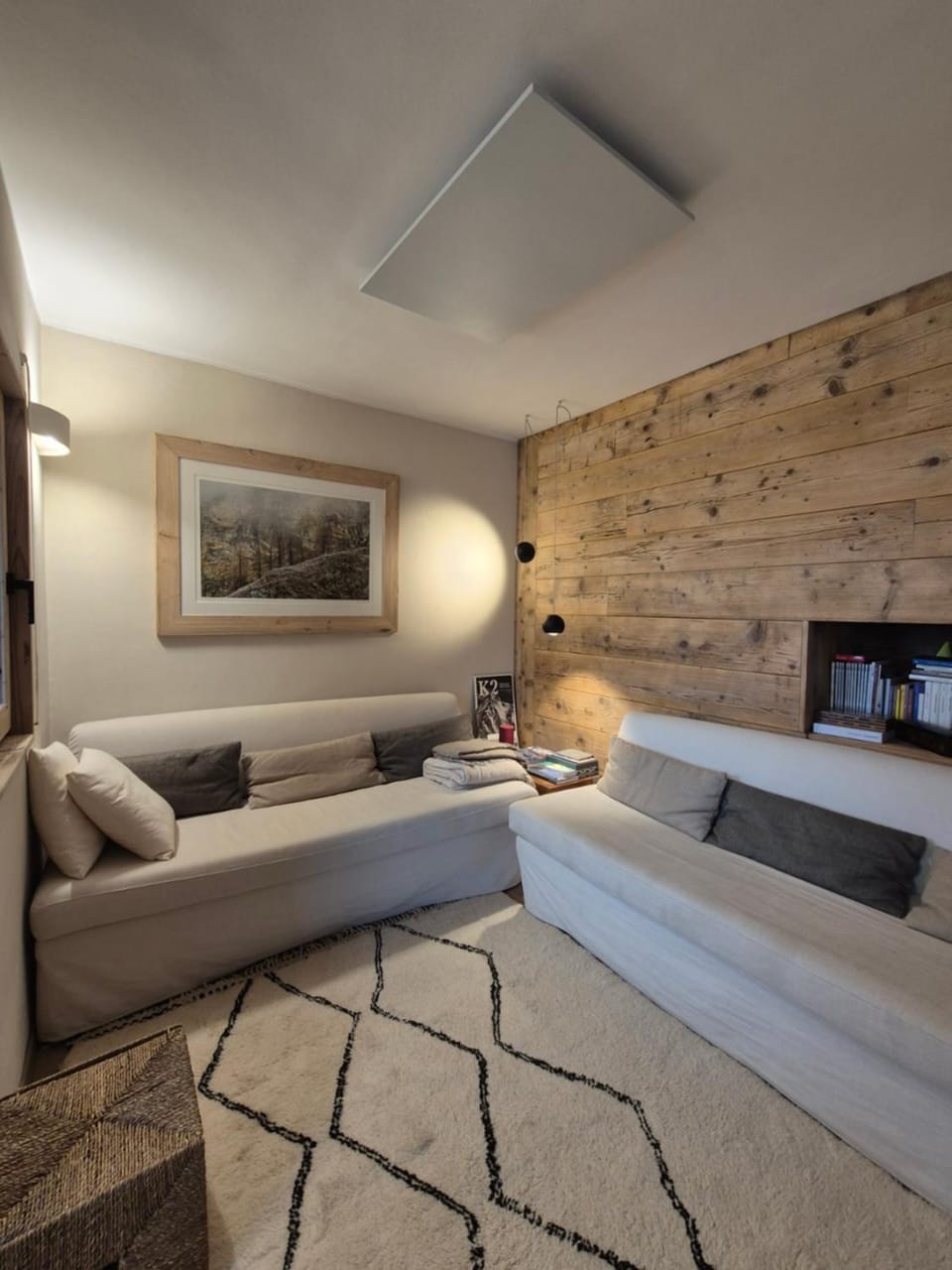 Bed, Living room, Seating area