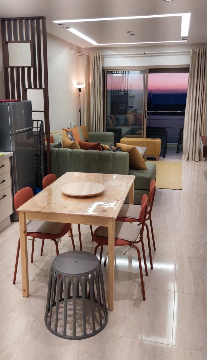 Kitchen or kitchenette, Living room, Dining area