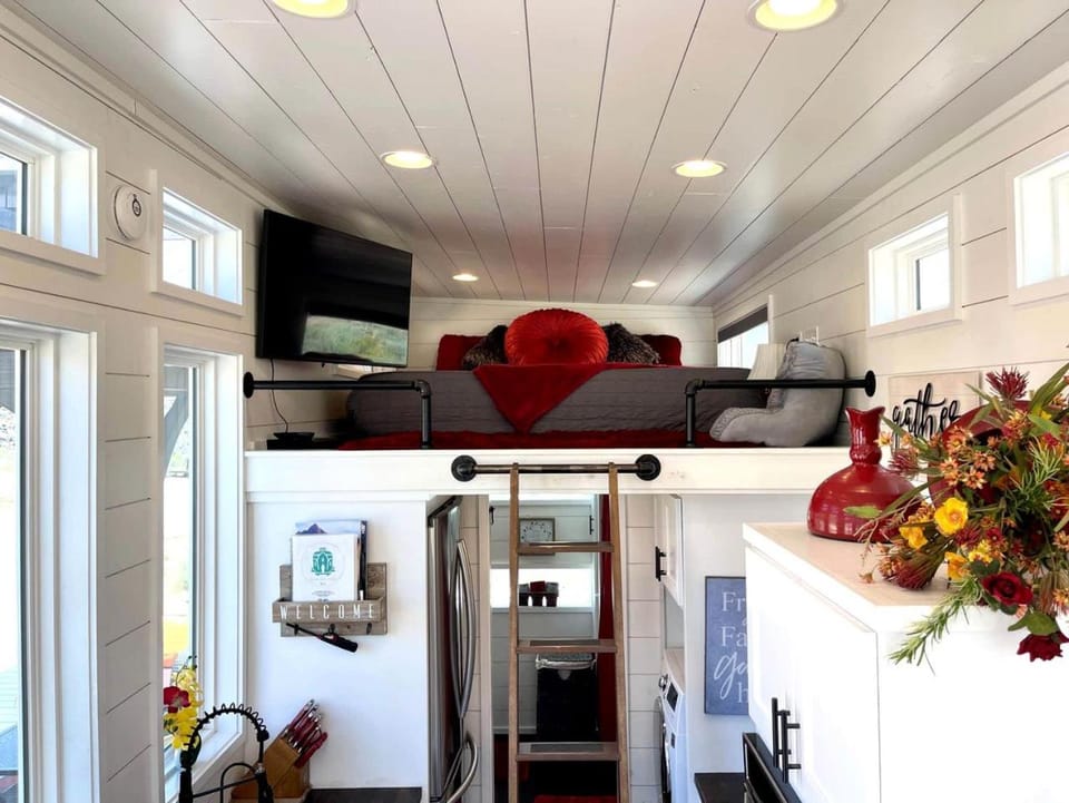 Guardian Angel Tiny House near Zion National Park House in Zion National Park