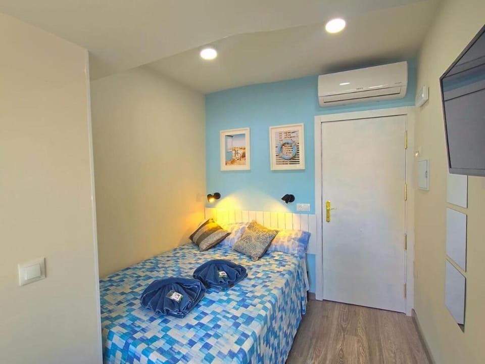 Begona Blue Pearl City Center Studio Nogalera BY NAMASTE ELITE Apartment in Torremolinos
