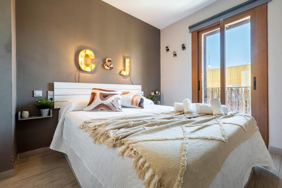 Living room, Bedroom