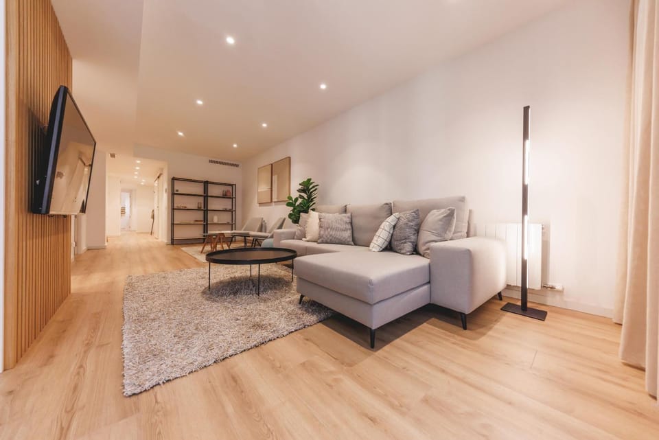 Living room, Seating area