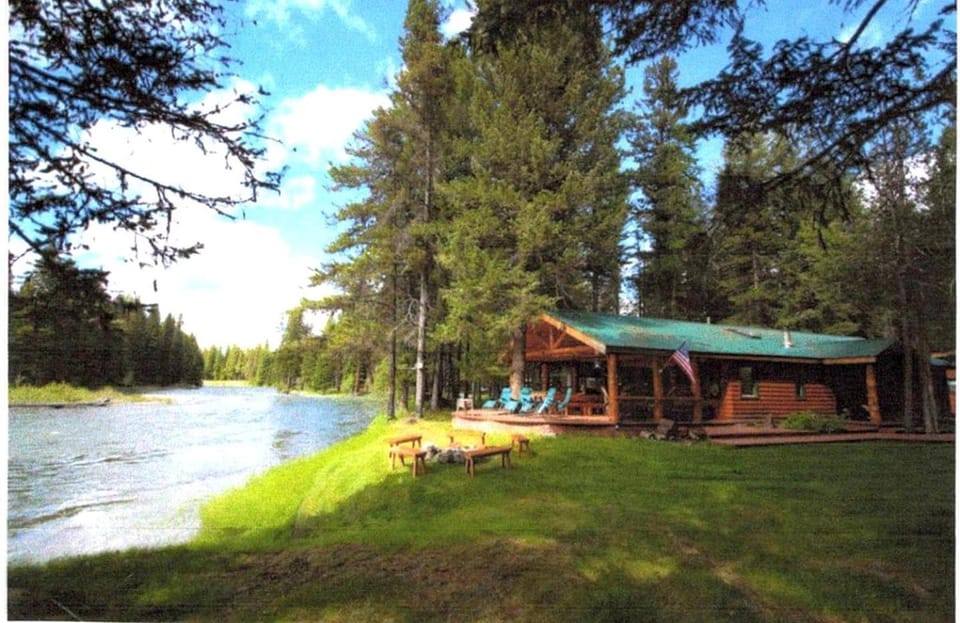 Unique Riverside Vacation Rental Perfect for Events in the Flathead National Forest, Montana House in Idaho